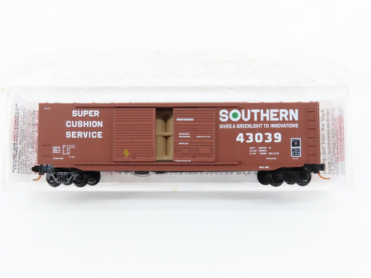 N Scale Micro-Trains MTL 03700030 SOU Southern Railway 50&#39; Box Car #43039