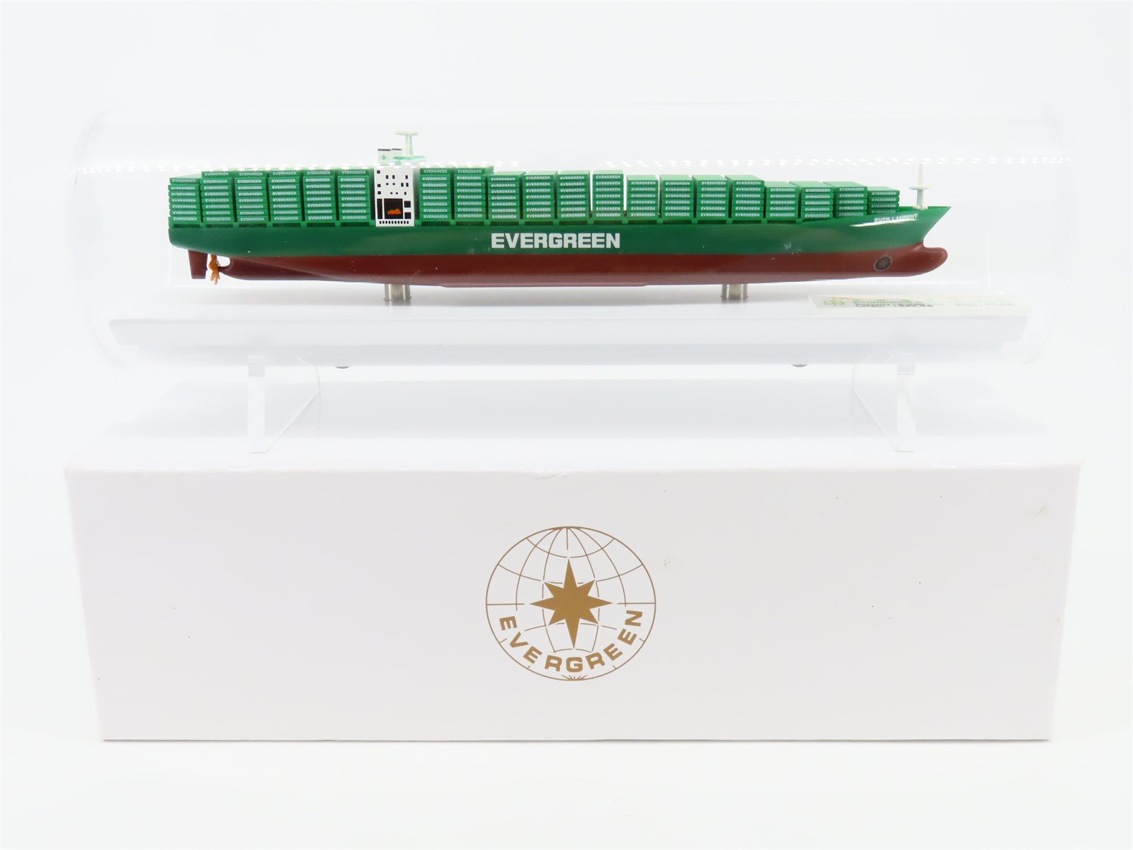 1:1400 Scale Evergreen 8,000 TEU Cargo Container Ship "Ever Lambent" w/ Display