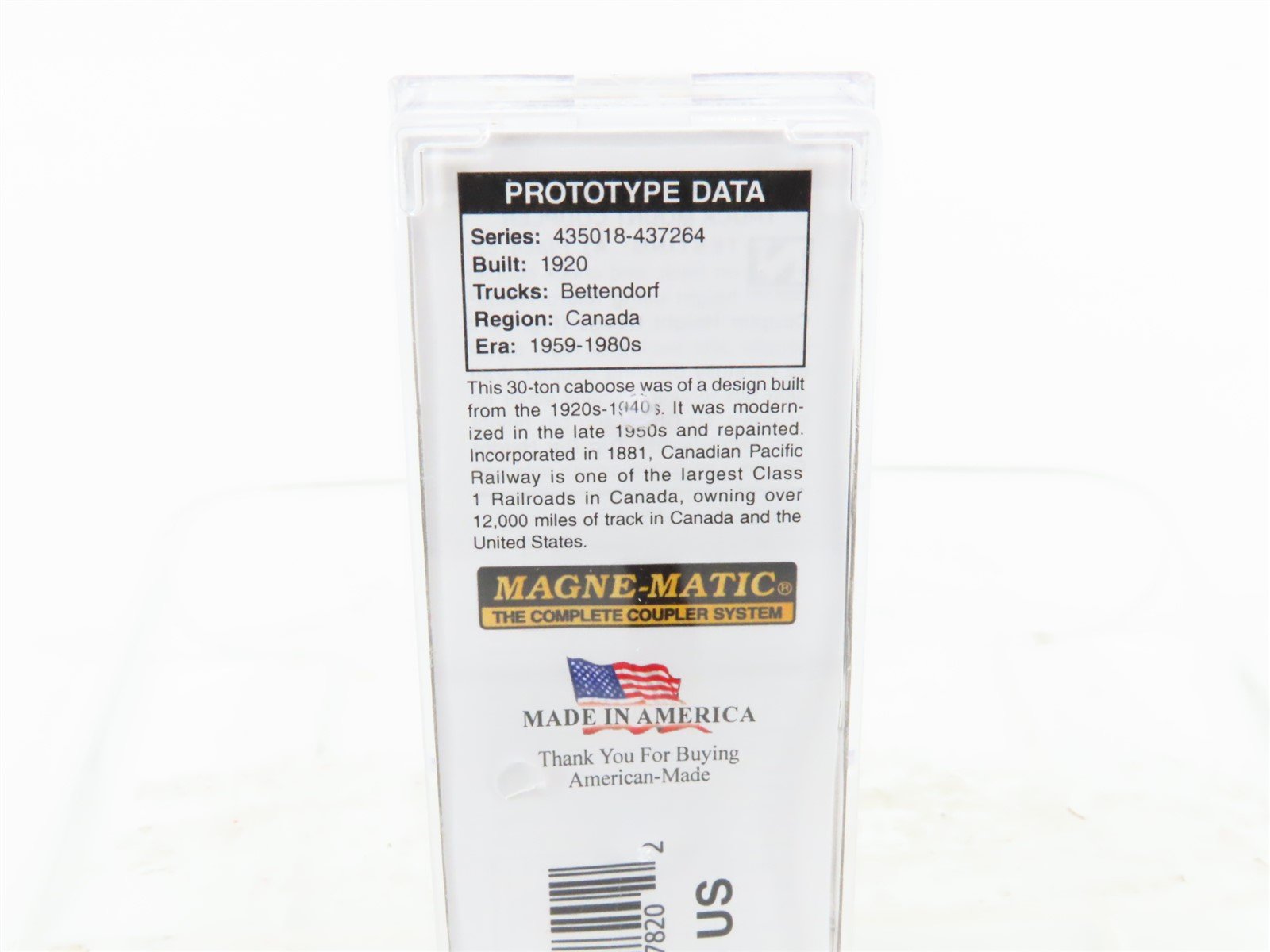 N Scale Micro-Trains MTL 05100011 CP Canadian Pacific 34' Caboose #435076