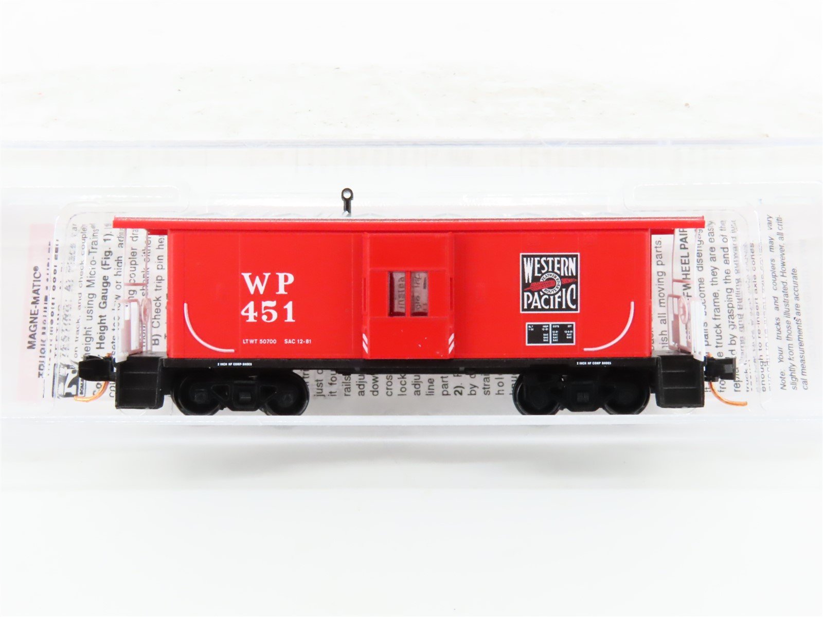 N Scale Micro-Trains MTL 13000190 WP Western Pacific 31' Bay Window Caboose #451