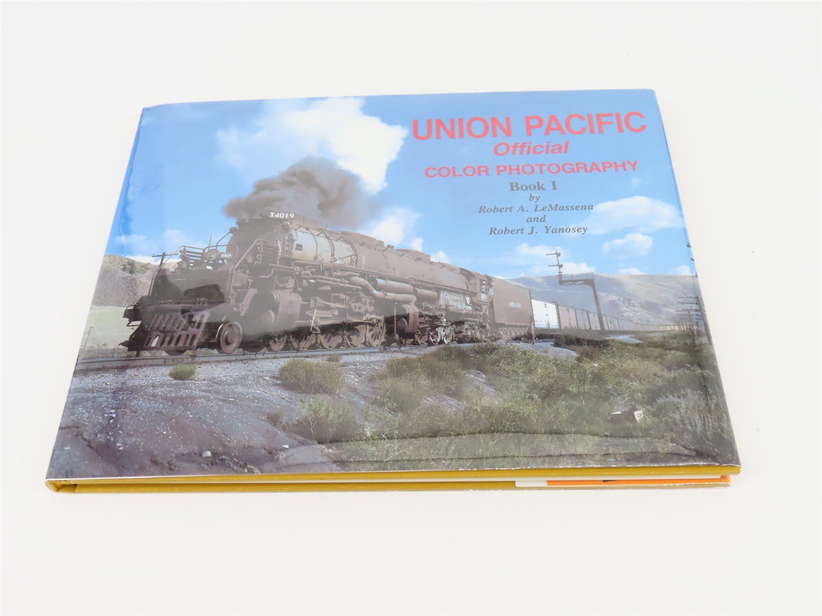 Morning Sun: Union Pacific Official Color Photography Vol.1 by Le Massena ©1993