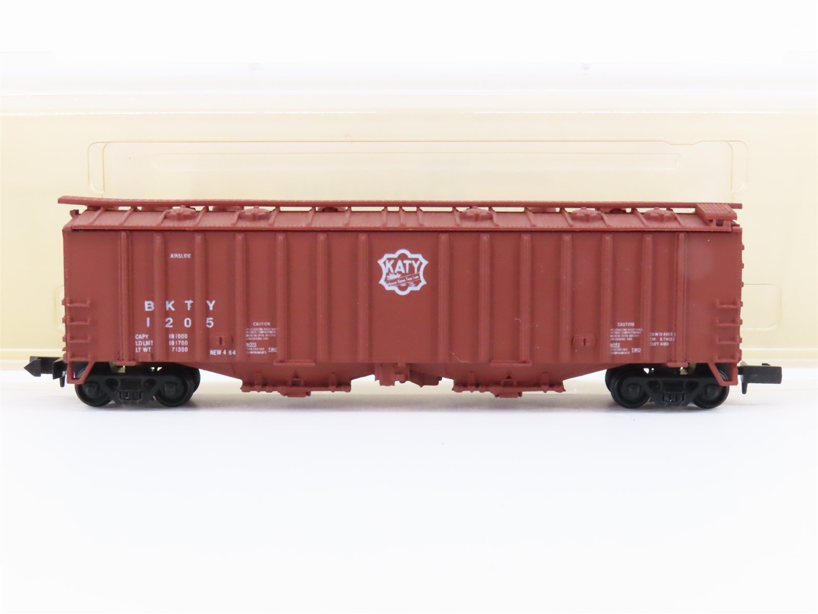 N Scale Bowser 37039 BKTY Katy Airslide Covered Hopper Car #1205