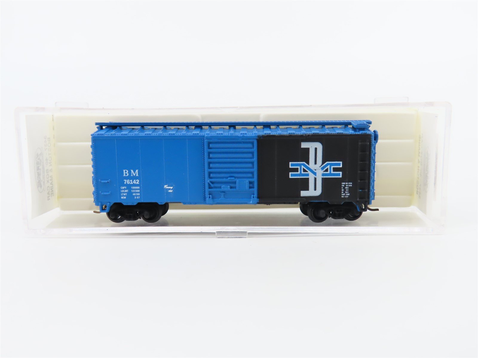 N Scale Atlas 3437 B&M Boston & Maine 40' Boxcar #76142