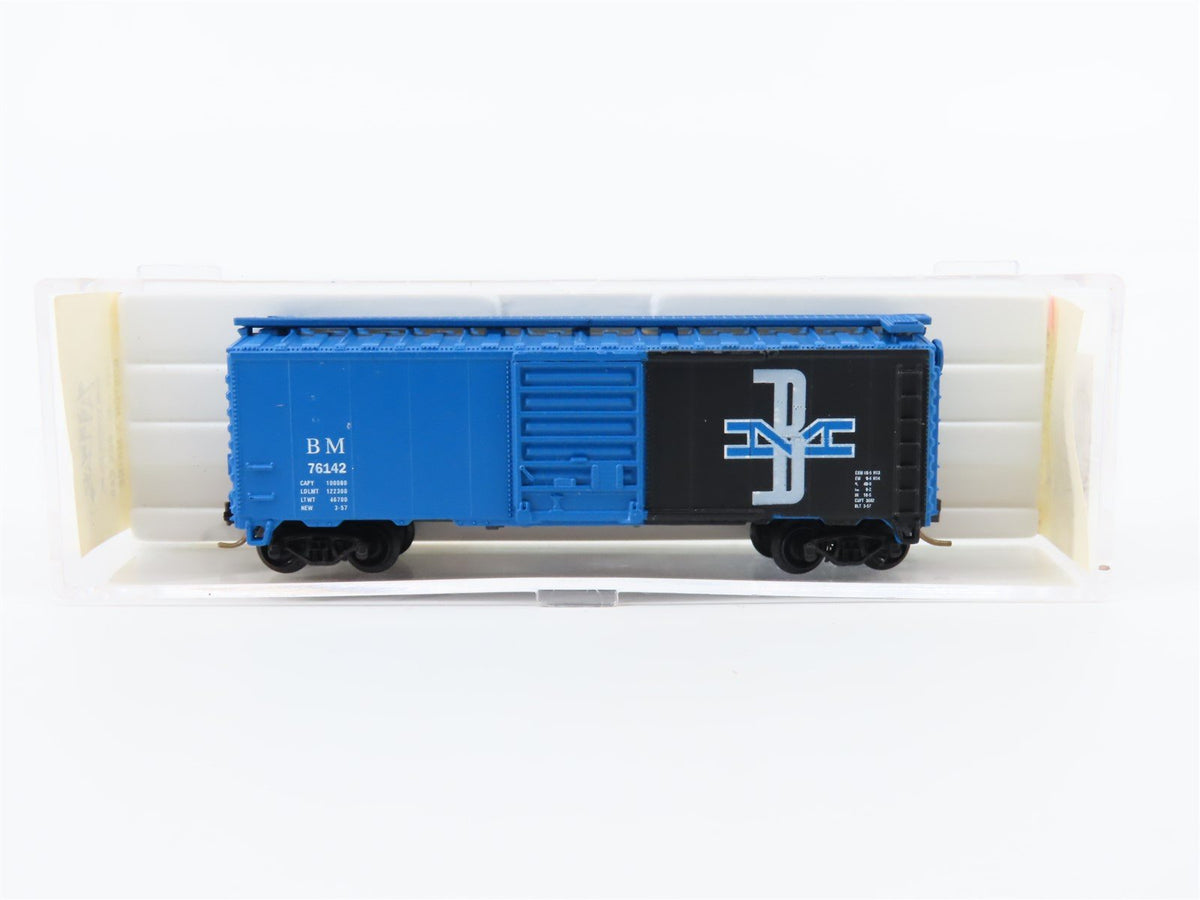 N Scale Atlas 3437 B&amp;M Boston &amp; Maine 40&#39; Boxcar #76142