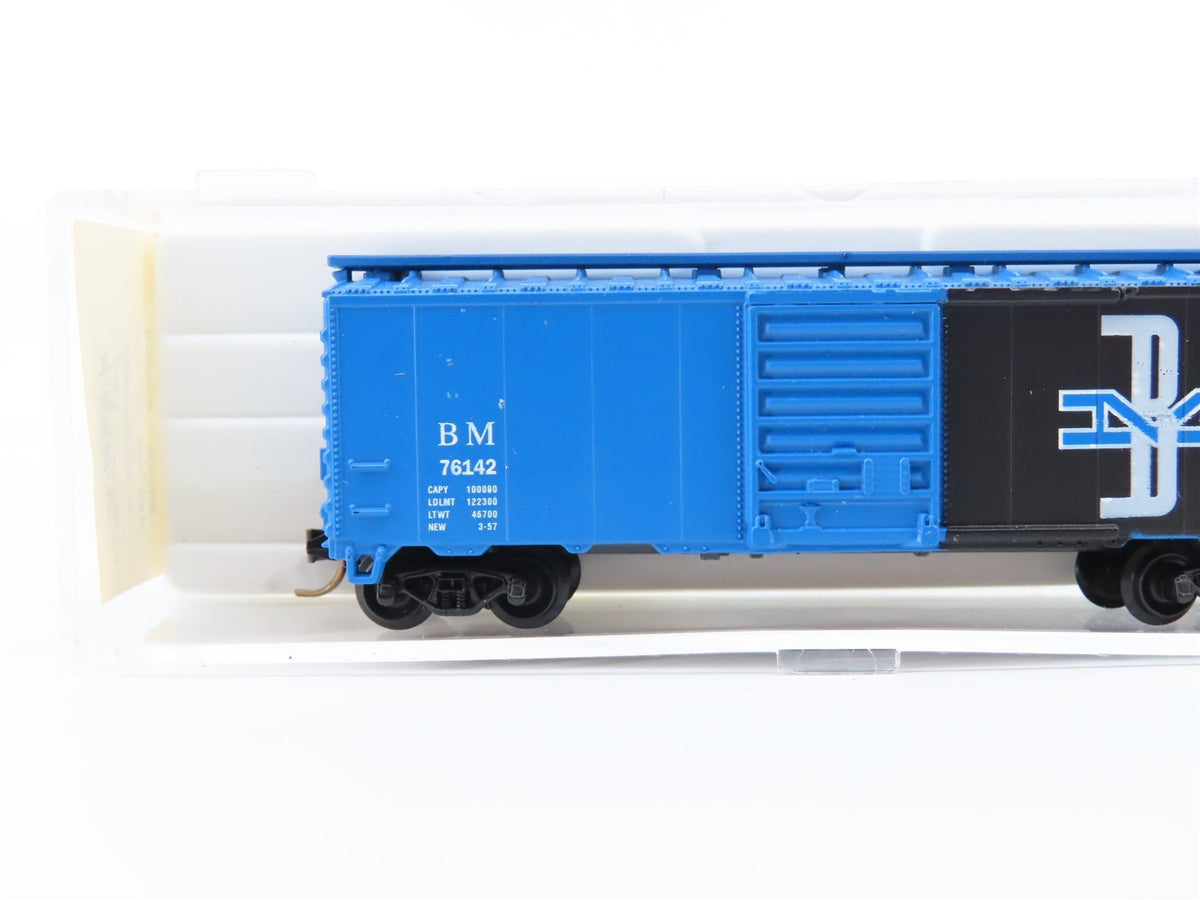 N Scale Atlas 3437 B&amp;M Boston &amp; Maine 40&#39; Boxcar #76142