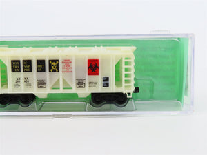 N Scale Deluxe Innovations 73002 XTXX Toxic Transport 2-Bay Hopper  #250624