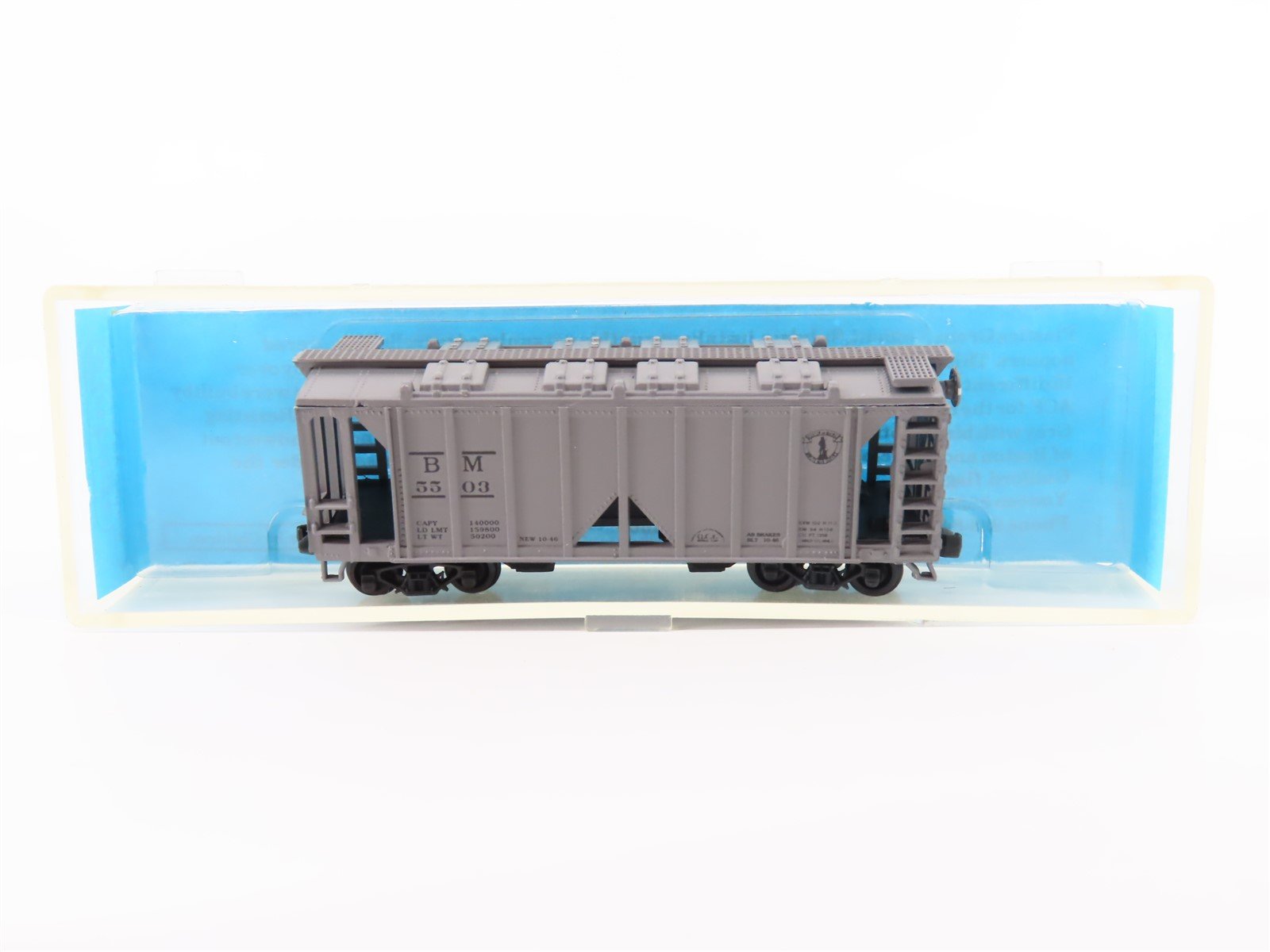 N Scale Deluxe Innovations 7060 B&M Boston & Maine 2 Bay Covered Hopper #5503