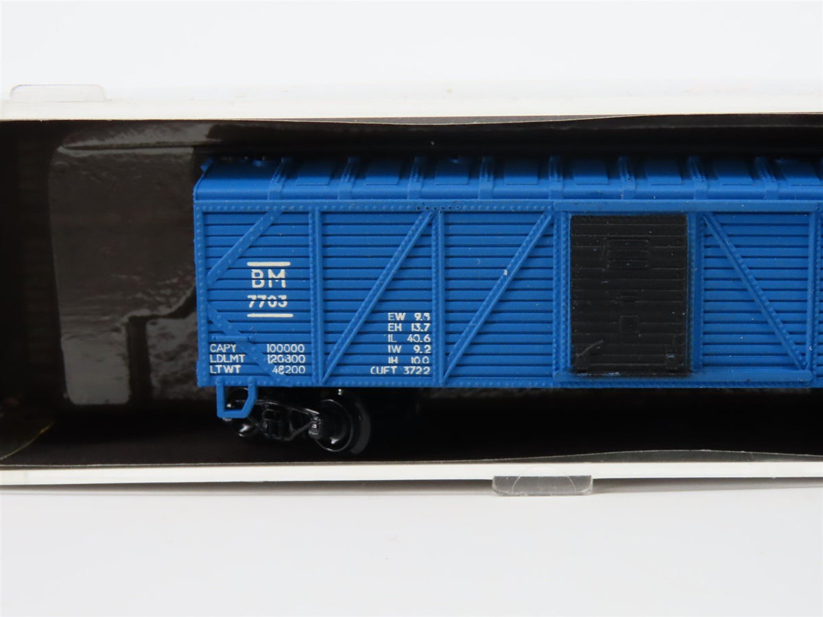 N Scale MRC 8020 B&amp;M Boston &amp; Maine Wood Box Car #7703