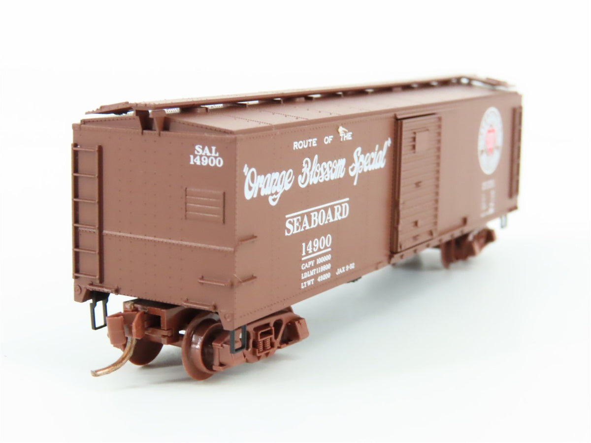 N Scale Micro-Trains MTL 120230 SAL &quot;Orange Blossom Special&quot; 40&#39; Box Car #14900