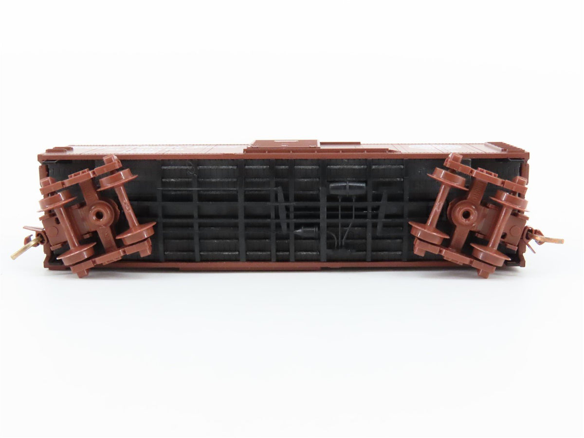 N Scale Micro-Trains MTL 120230 SAL &quot;Orange Blossom Special&quot; 40&#39; Box Car #14900
