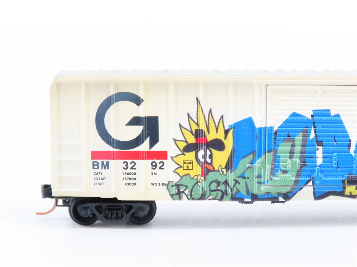 N Scale Micro-Trains MTL 02544400 BM Boston &amp; Maine Box Car #3292 w/ Graffiti