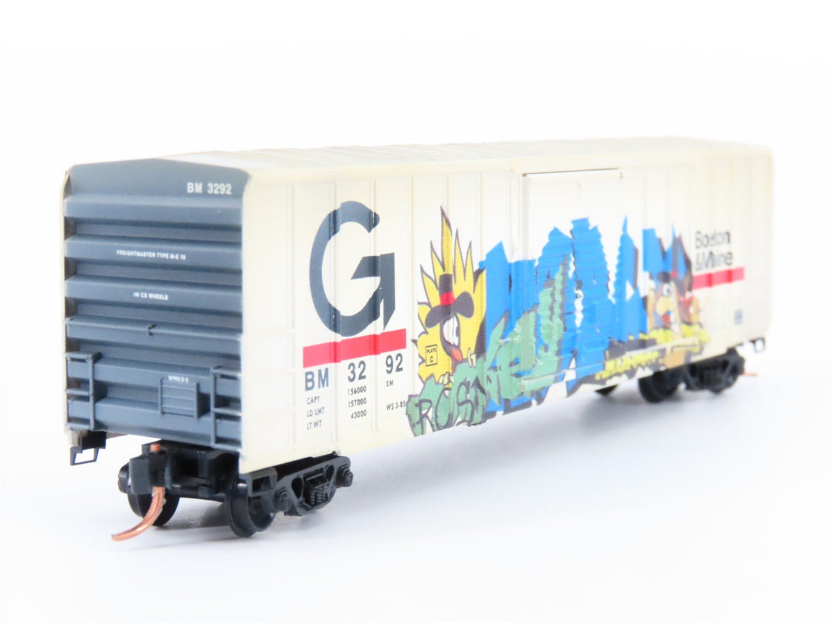 N Scale Micro-Trains MTL 02544400 BM Boston &amp; Maine Box Car #3292 w/ Graffiti