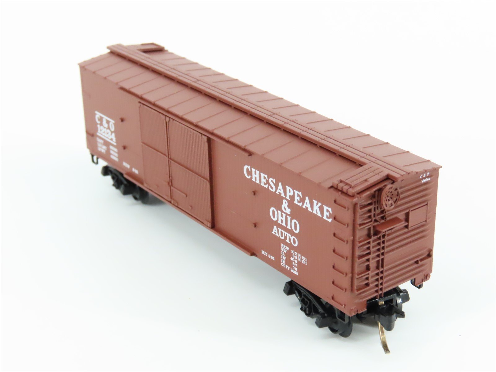 N Scale Kadee Micro-Trains MTL 43070 C&O Chesapeake & Ohio 40' Box Car #12134
