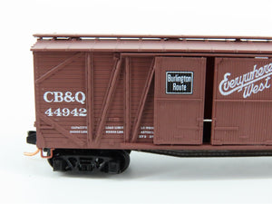 N Scale Micro-Trains MTL 04000030 CB&Q Burlington Route 40' Box Car #44942