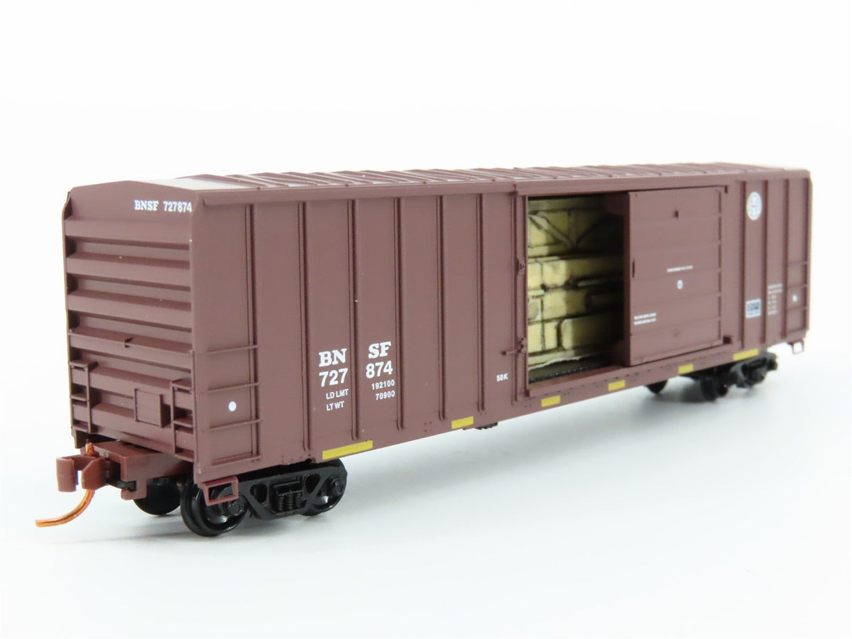 N Scale Micro-Trains MTL 02500740 BNSF Railway 50&#39; Box Car w/ Load #727874