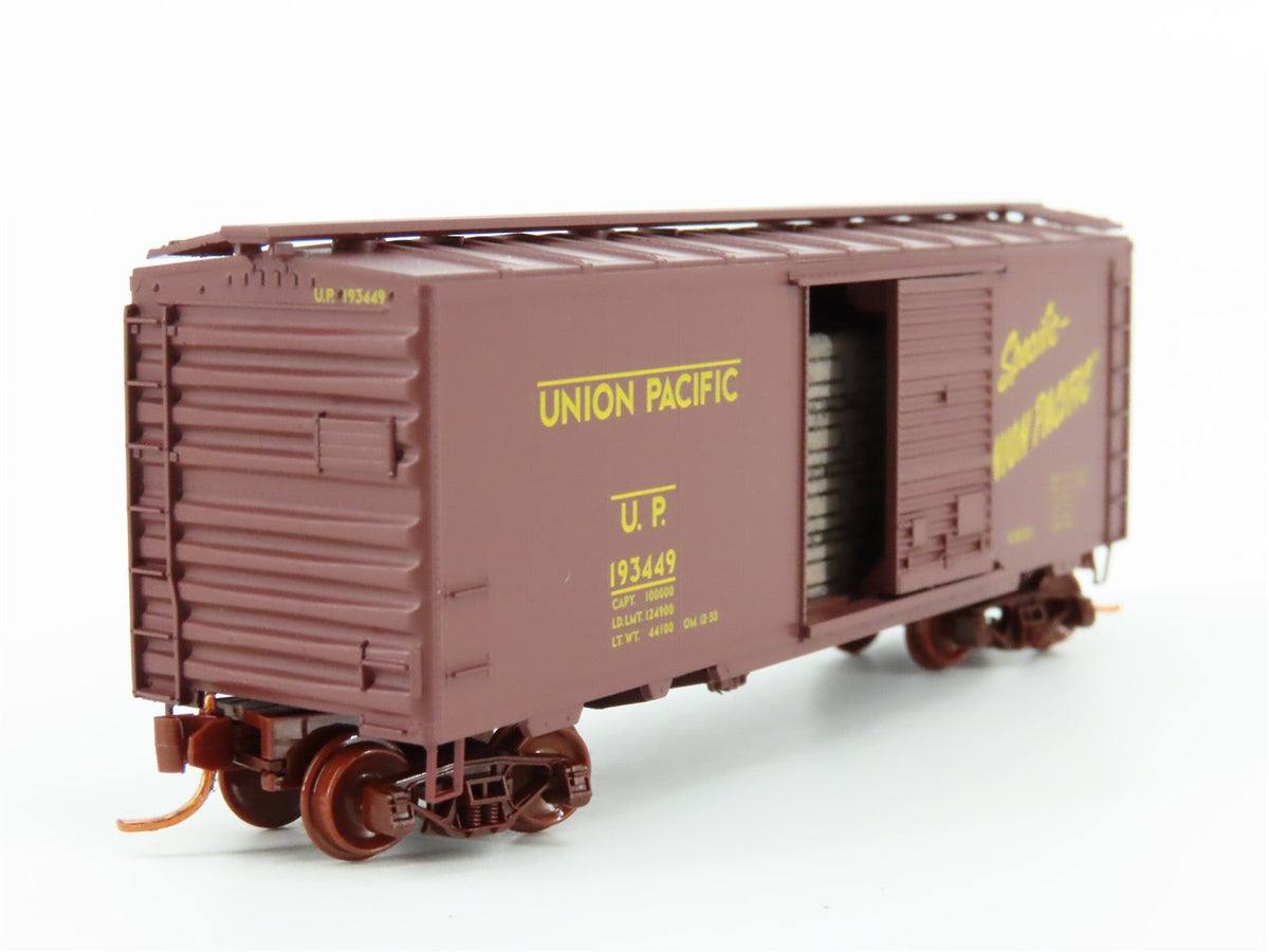 N Scale Micro-Trains MTL 02000298 UP Union Pacific 40&#39; Box Car w/ Load #193449