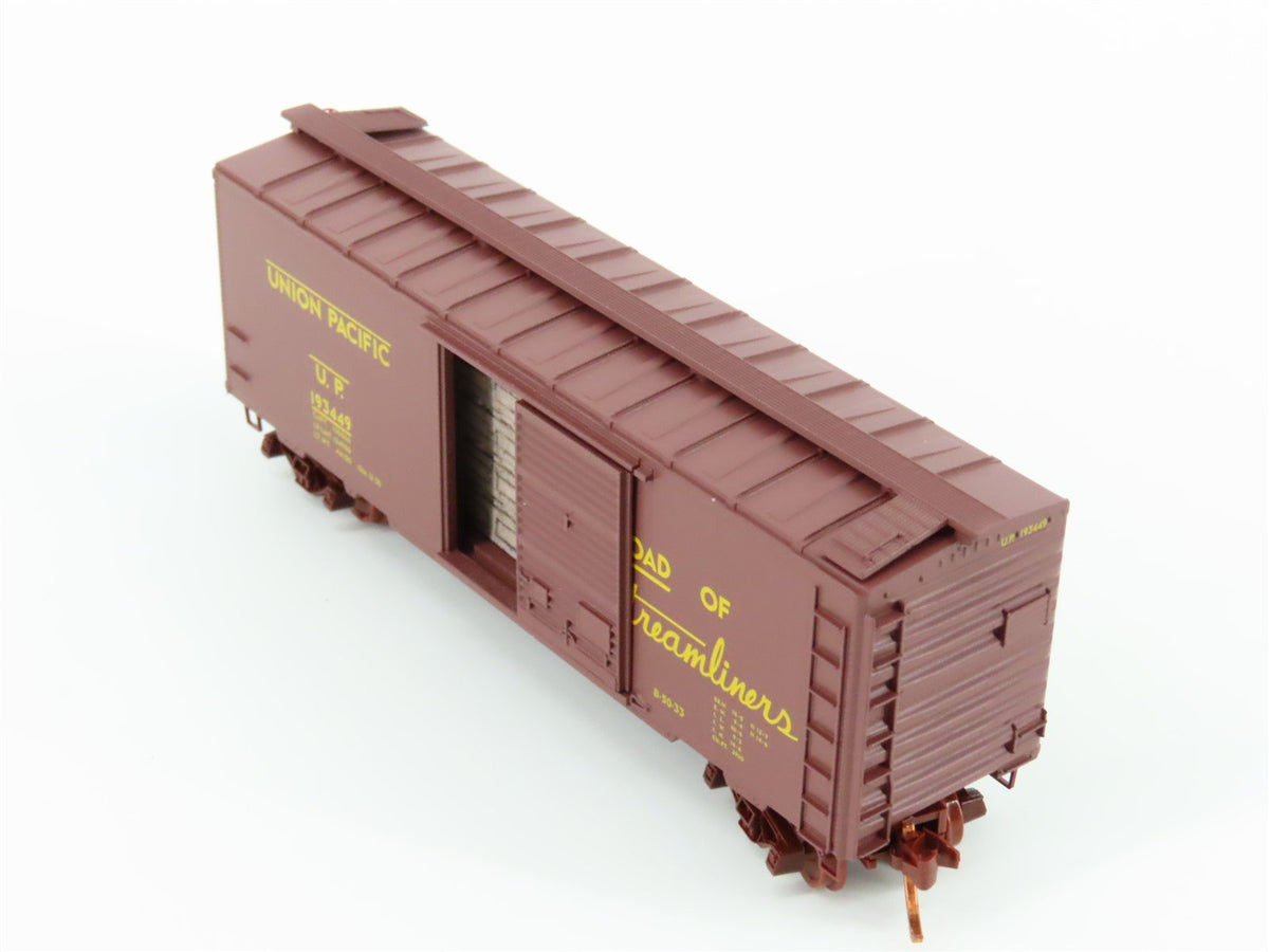 N Scale Micro-Trains MTL 02000298 UP Union Pacific 40&#39; Box Car w/ Load #193449