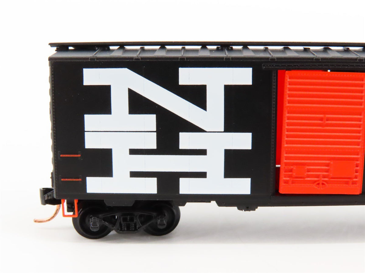 N Scale Micro-Trains MTL 20556 NH New Haven 40&#39; Single Door Box Car #36833