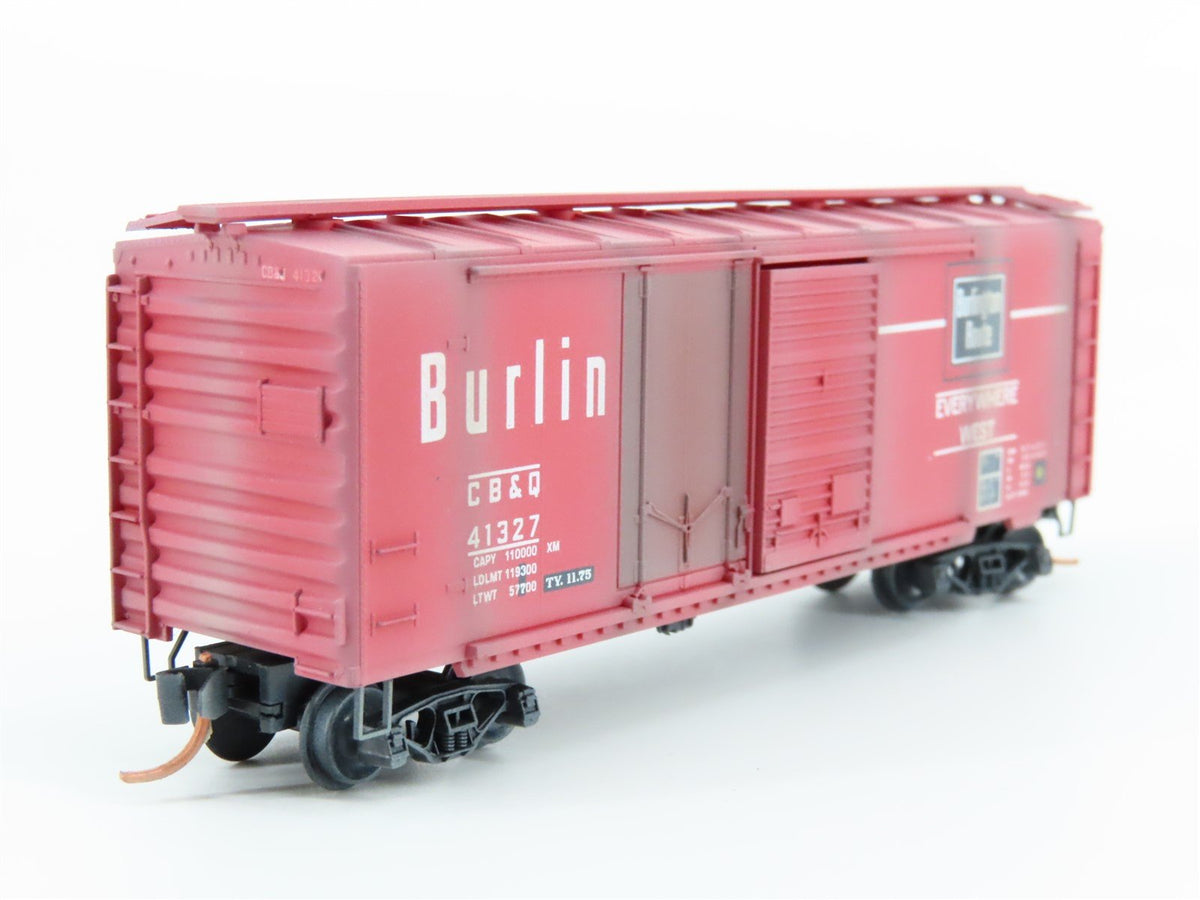 N Micro-Trains MTL 02244130 CB&amp;Q Burlington Route 40&#39; Box Car #41327 Weathered