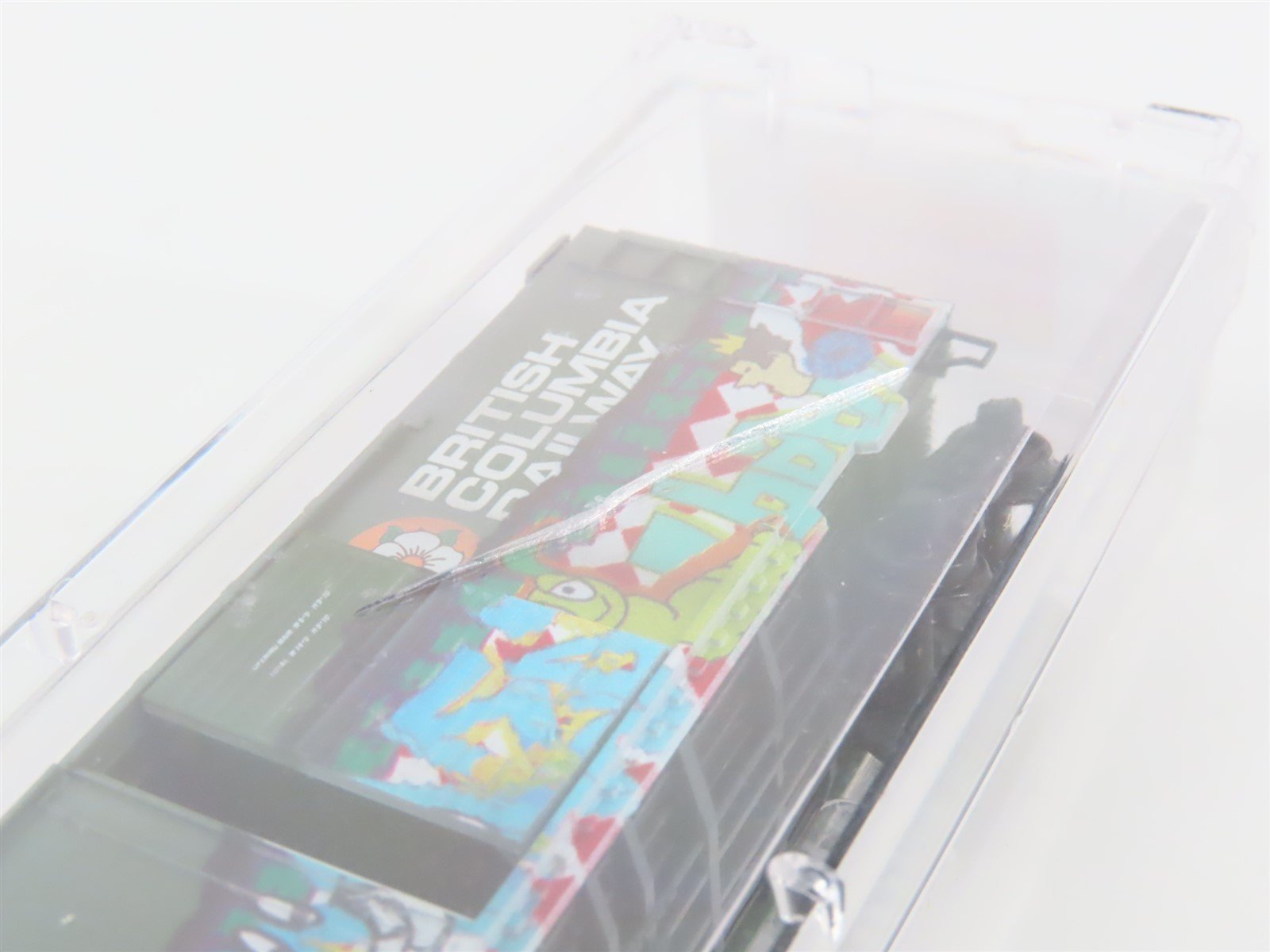 N Micro-Trains MTL 02244080 BCOL British Columbia 40' Box Car #4949 w/ Graffiti