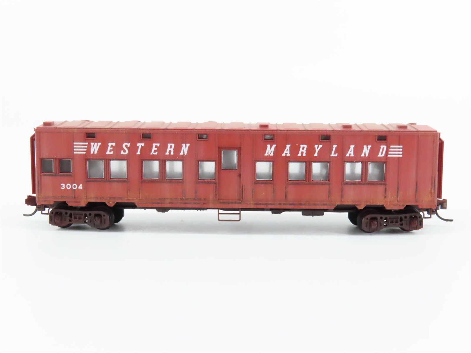 N Scale Micro-Trains MTL 11651040 WM Troop Sleeper Passenger #3004 - Weathered