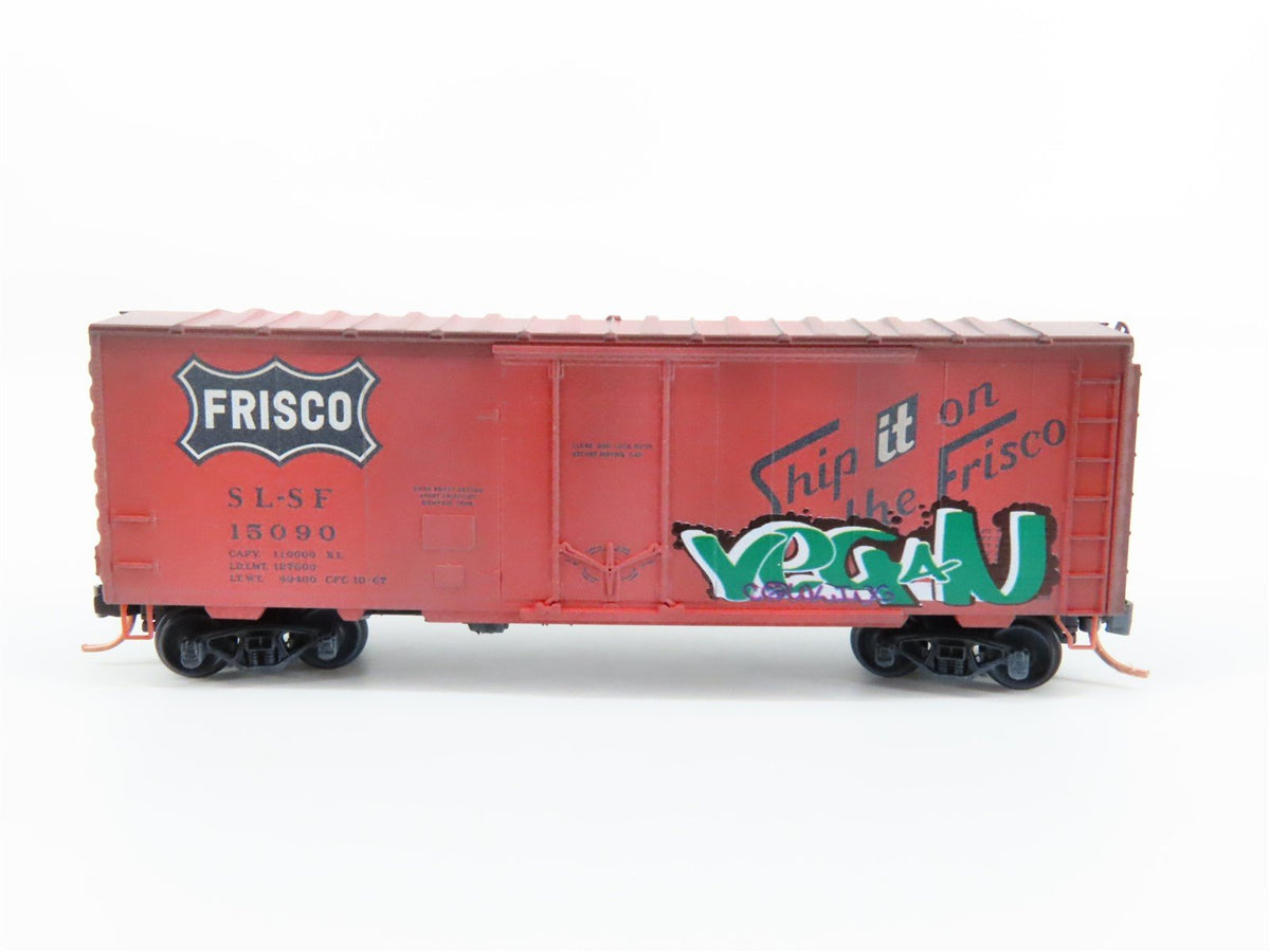 N Scale Micro-Trains MTL 07444090 SL-SF Frisco 40&#39; Box Car #15090 w/ Graffiti