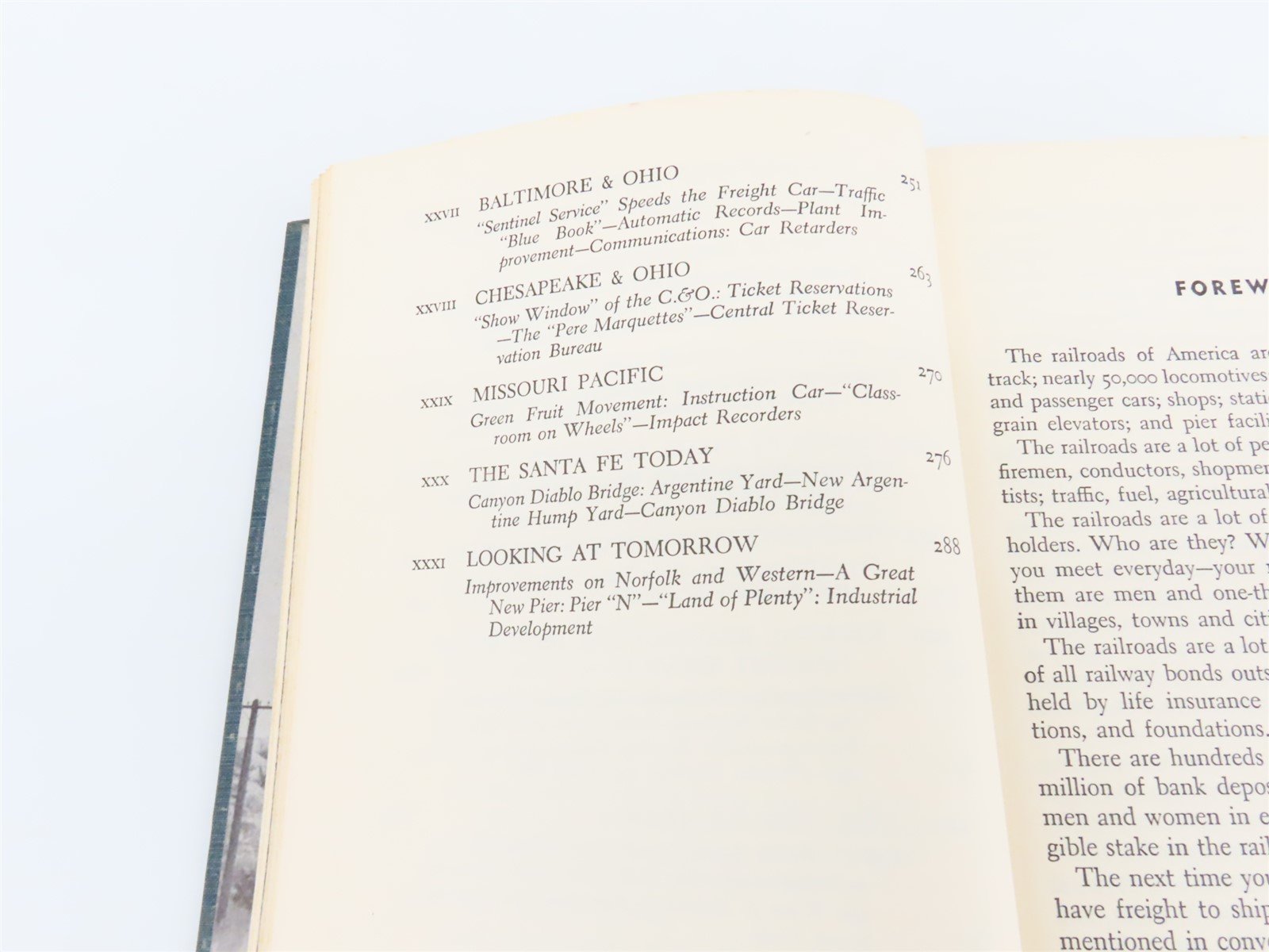 Railroads Of Today By S. Kip Farrington, Jr. ©1949 HC Book