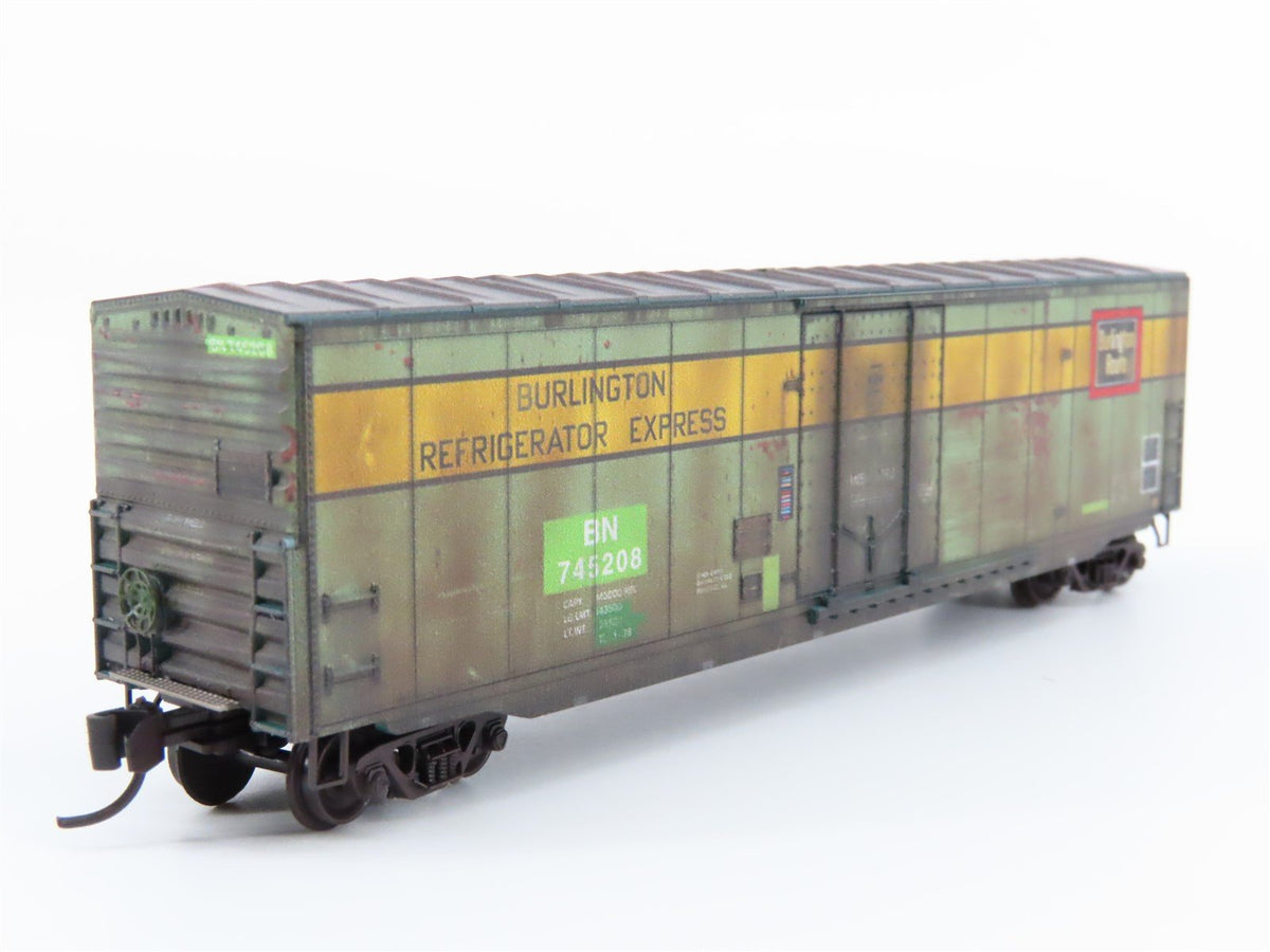 N Micro-Trains MTL 18152110 BN/ex-CB&amp;Q Burlington Route 50&#39; Box Car - Weathered