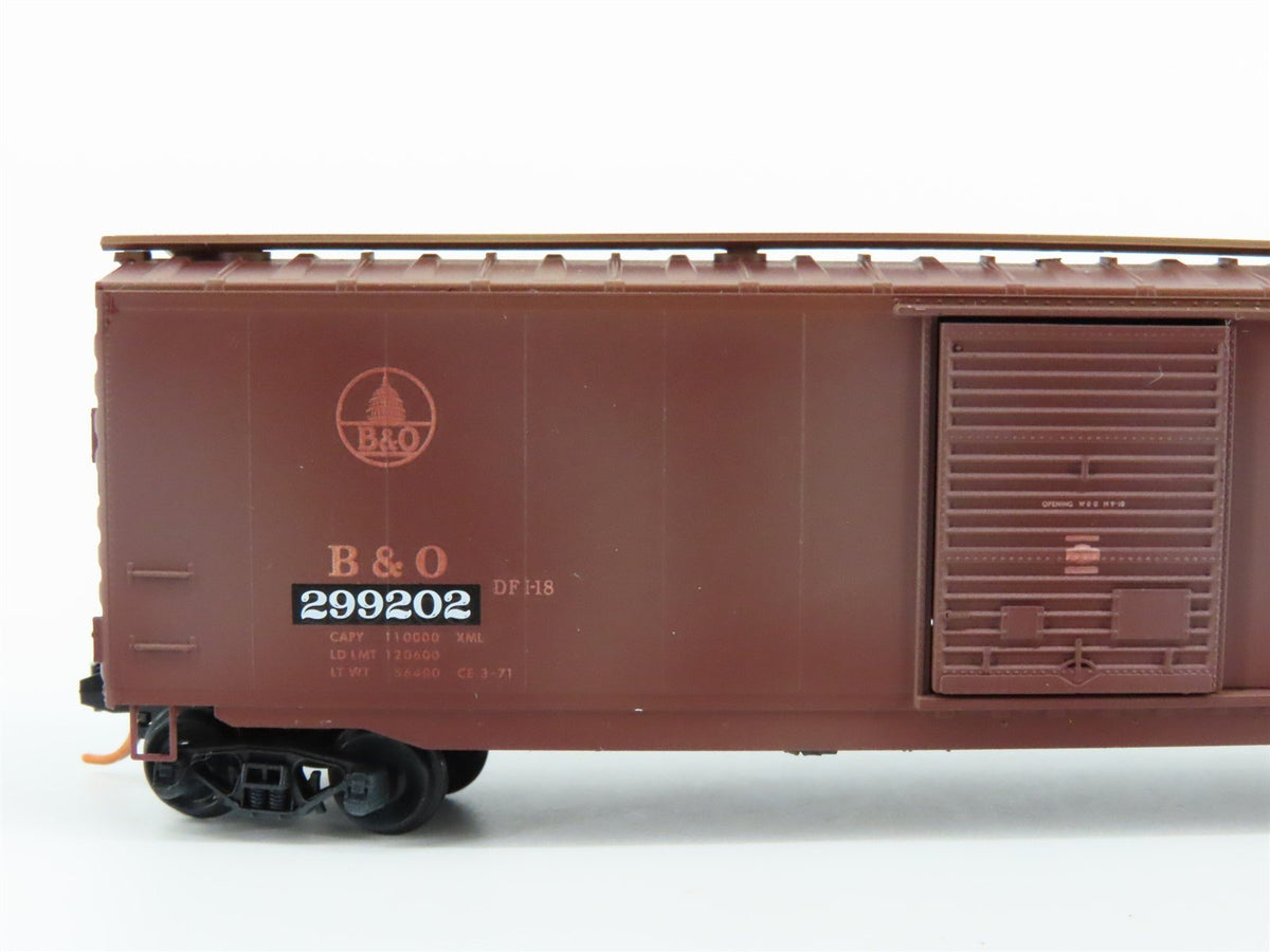 N Scale Micro-Trains MTL 03144390 B&amp;O Baltimore &amp; Ohio Box Car #299202 Weathered