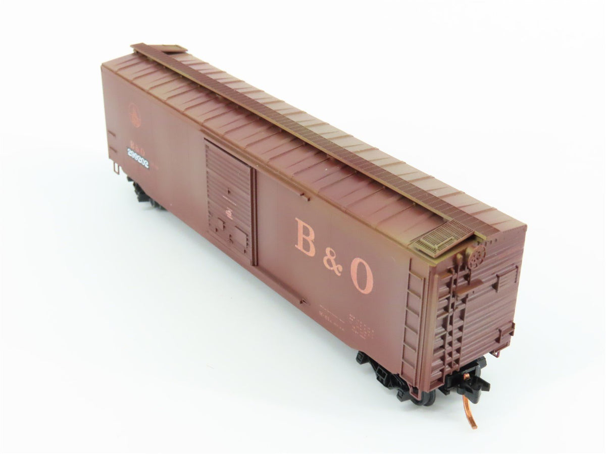 N Scale Micro-Trains MTL 03144390 B&amp;O Baltimore &amp; Ohio Box Car #299202 Weathered