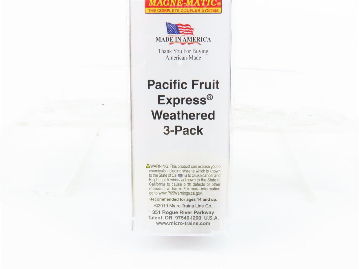 N Micro-Trains MTL 07053011 PFE Pacific Fruit Express Reefer #302201 Weathered