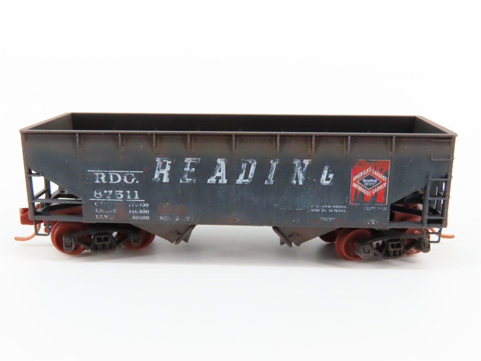 N Scale Micro-Trains MTL 05544470 RDG Reading 2-Bay Hopper #87511 - Weathered