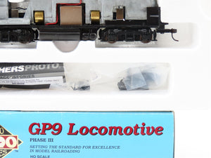 HO Scale Proto 2000 21740 SCL Seaboard Coast Line EMD GP9 Ph. 3 Diesel #1027