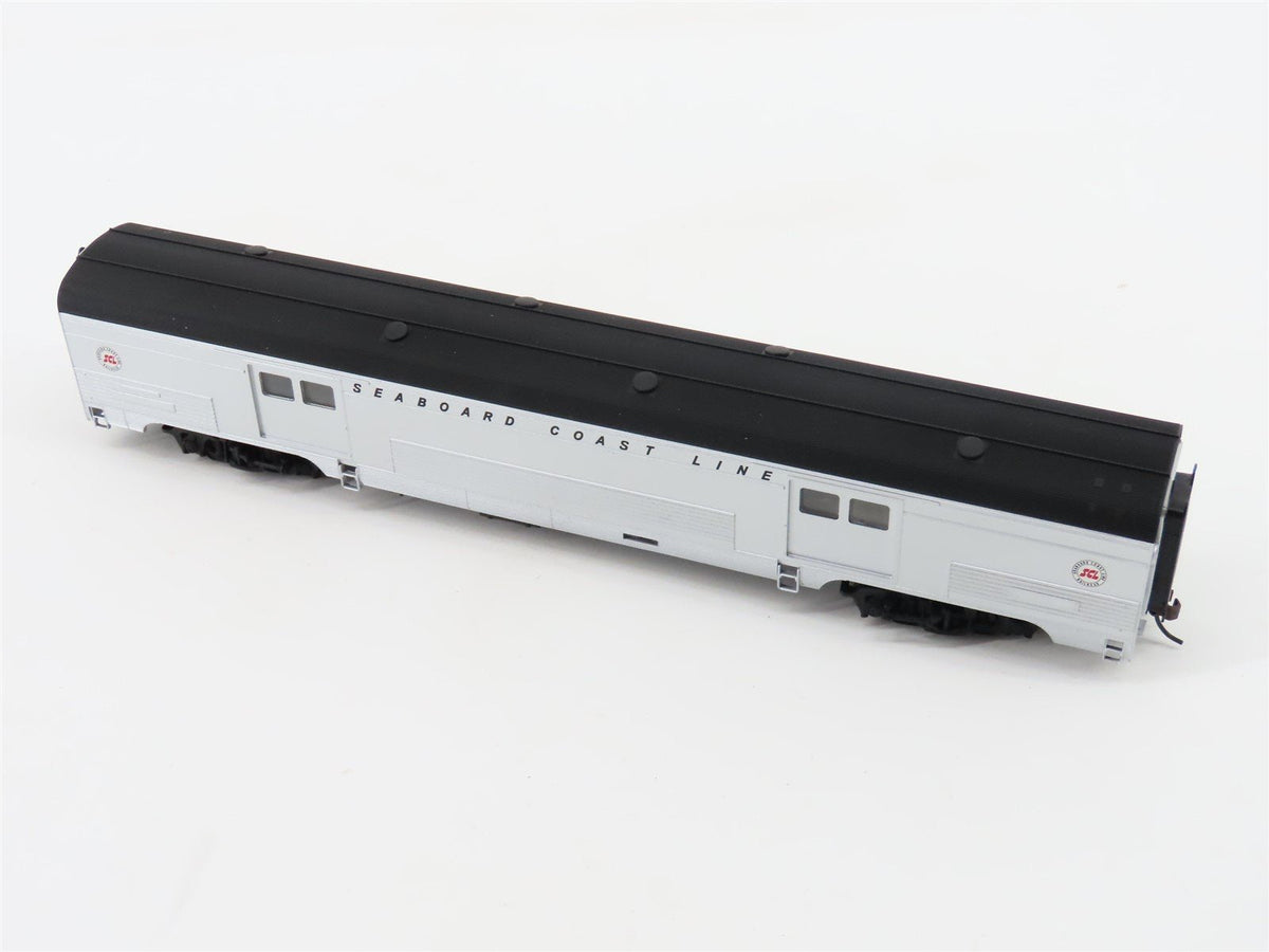 HO Scale Walthers 932-16402 SCL Seaboard Coast Line 73&#39; Budd Baggage Passenger