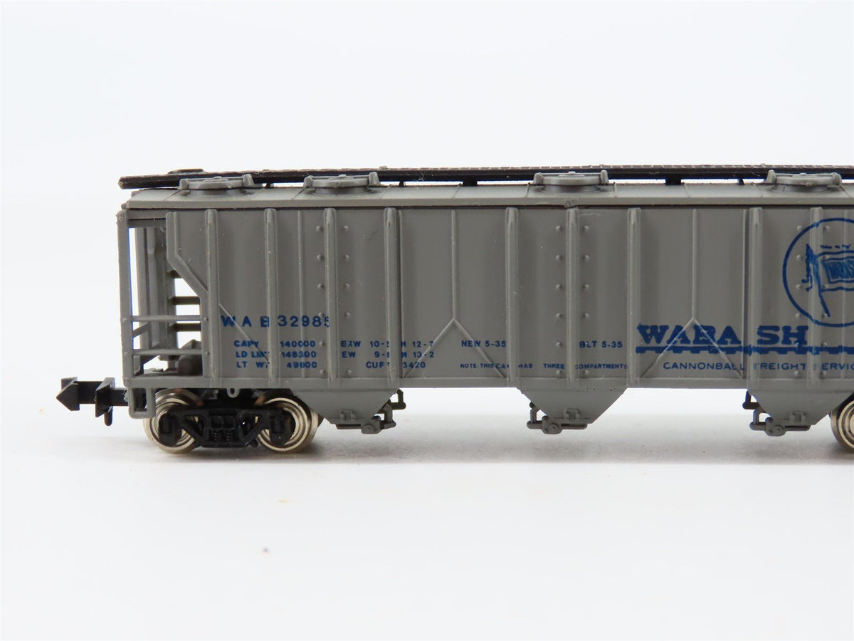 N Scale Bachmann 53-1038-B2 WAB Wabash 3-Bay 47&#39; Covered Hopper #32985