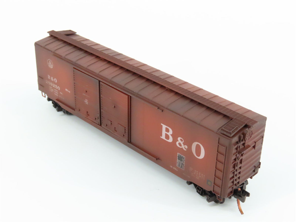 N Micro-Trains MTL 03444380 B&amp;O Baltimore &amp; Ohio 50&#39; Box Car #289250 - Weathered