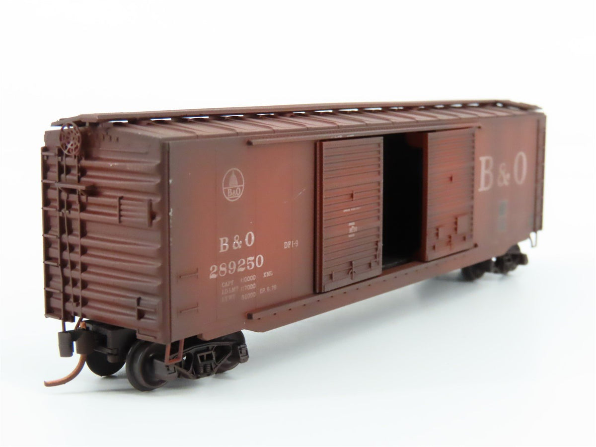 N Micro-Trains MTL 03444380 B&amp;O Baltimore &amp; Ohio 50&#39; Box Car #289250 - Weathered