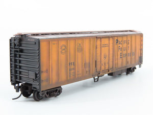 N Micro-Trains MTL 07052011 PFE Pacific Fruit Express Reefer #302091 Weathered