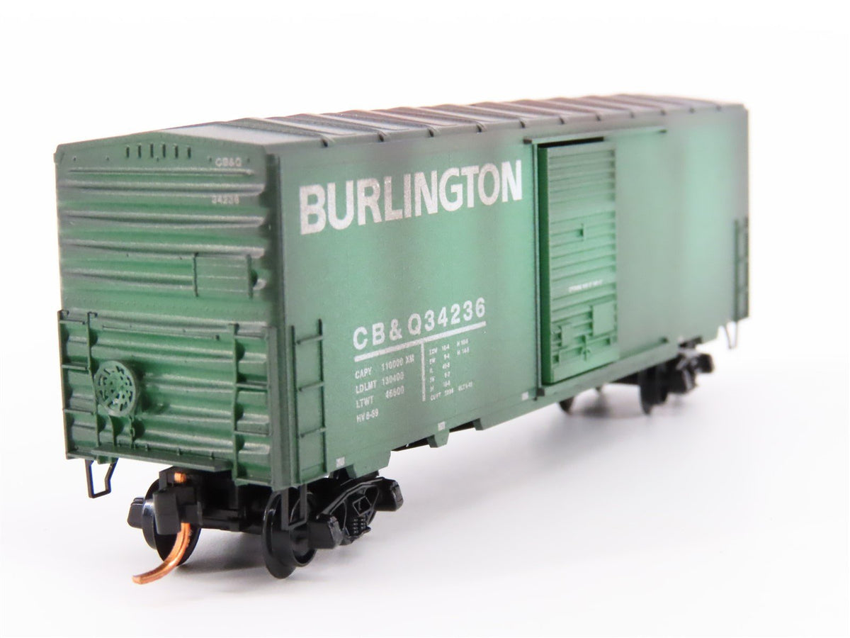 N Micro-Trains MTL 02444310 CB&amp;Q Burlington Route Box Car #34236 w/ Graffiti