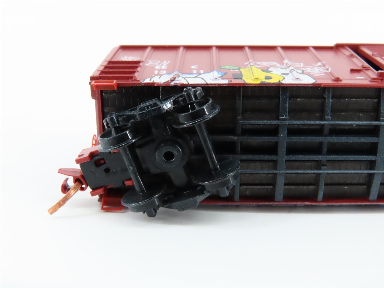 N Micro-Trains MTL 02544006 EEC East Erie Commercial Box Car #1311 w/ Graffiti