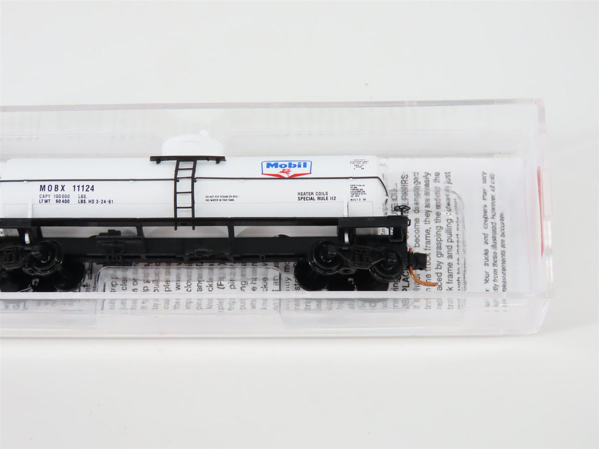 N Scale Micro-Trains MTL #06553120 MOBX Mobil Oil Single Dome Tank Car #11124