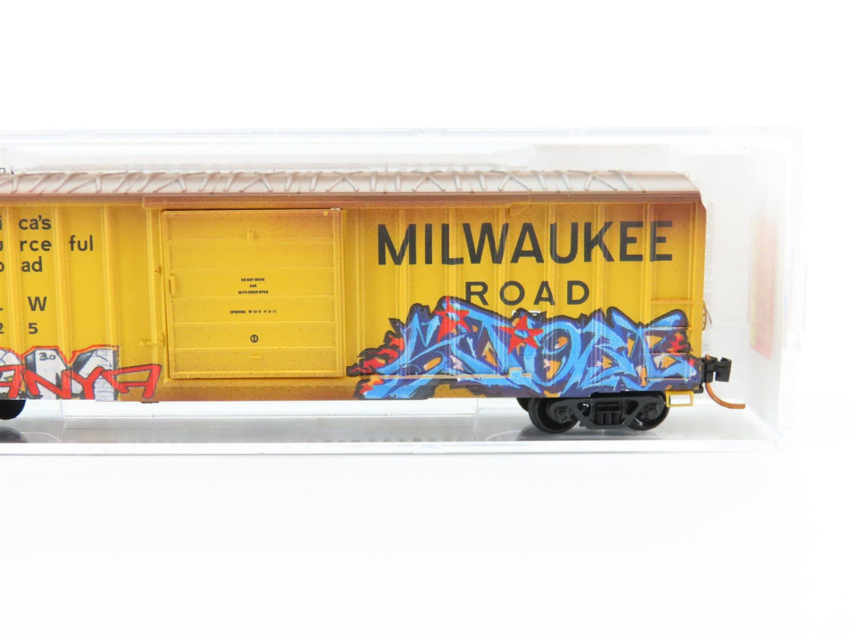 N Micro-Trains MTL 02544780 MILW Milwaukee Road 50&#39; Box Car #50225 w/ Graffiti