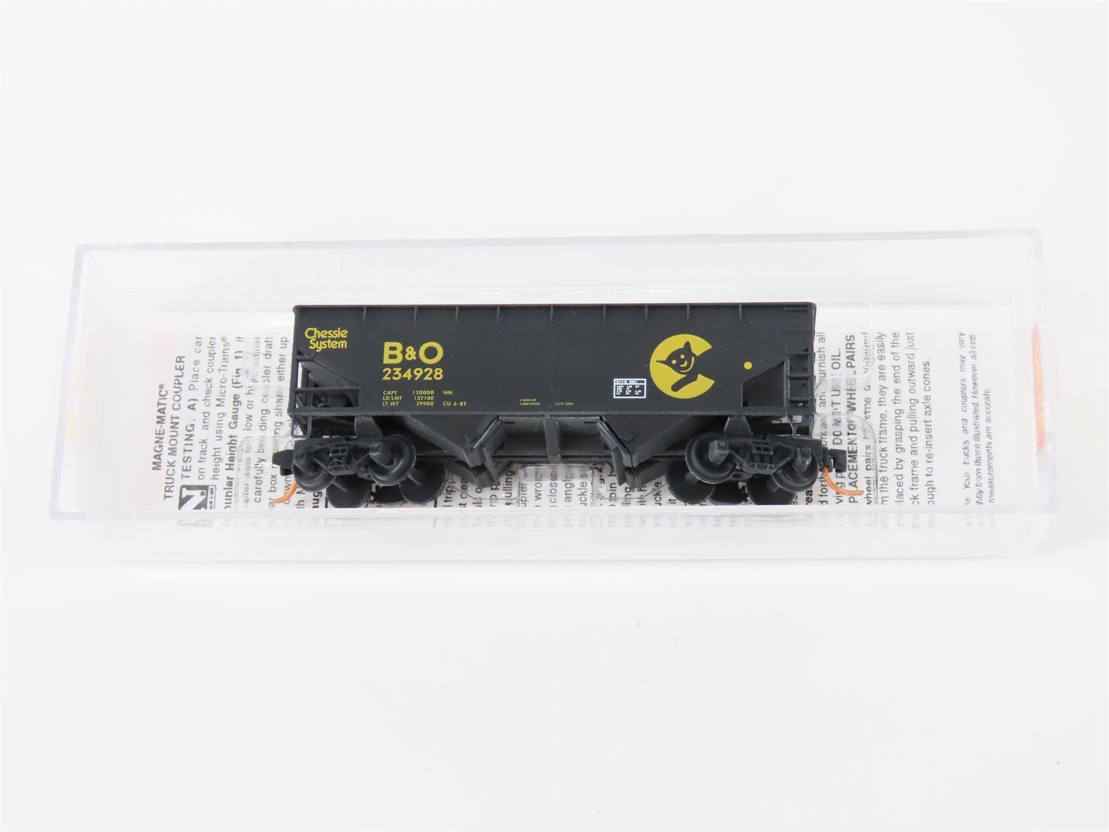 N Micro-Trains MTL 05544510 B&O Chessie System 2-Bay Hopper #234928 w/ Graffiti