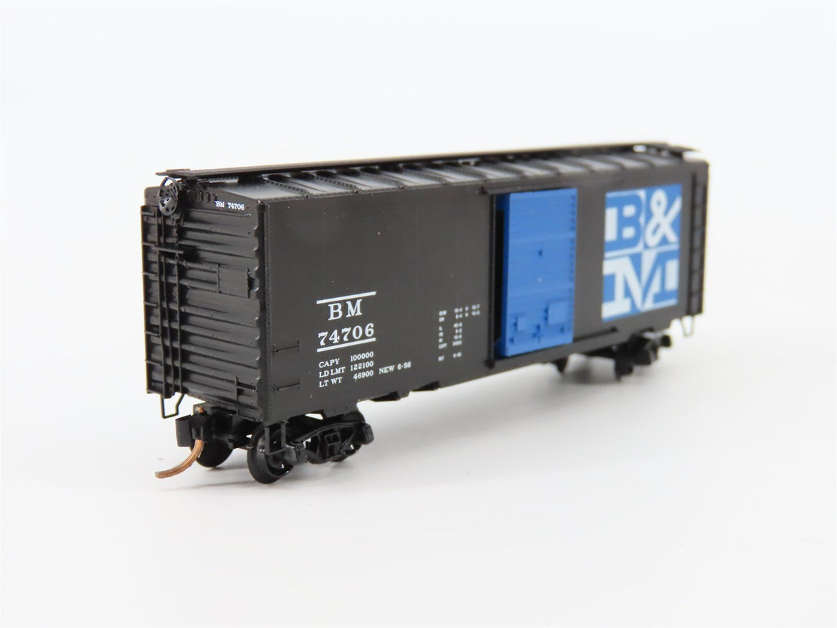 N Scale Micro-Trains MTL 20400 BM Boston &amp; Maine 40&#39; Single Door Box Car #74706