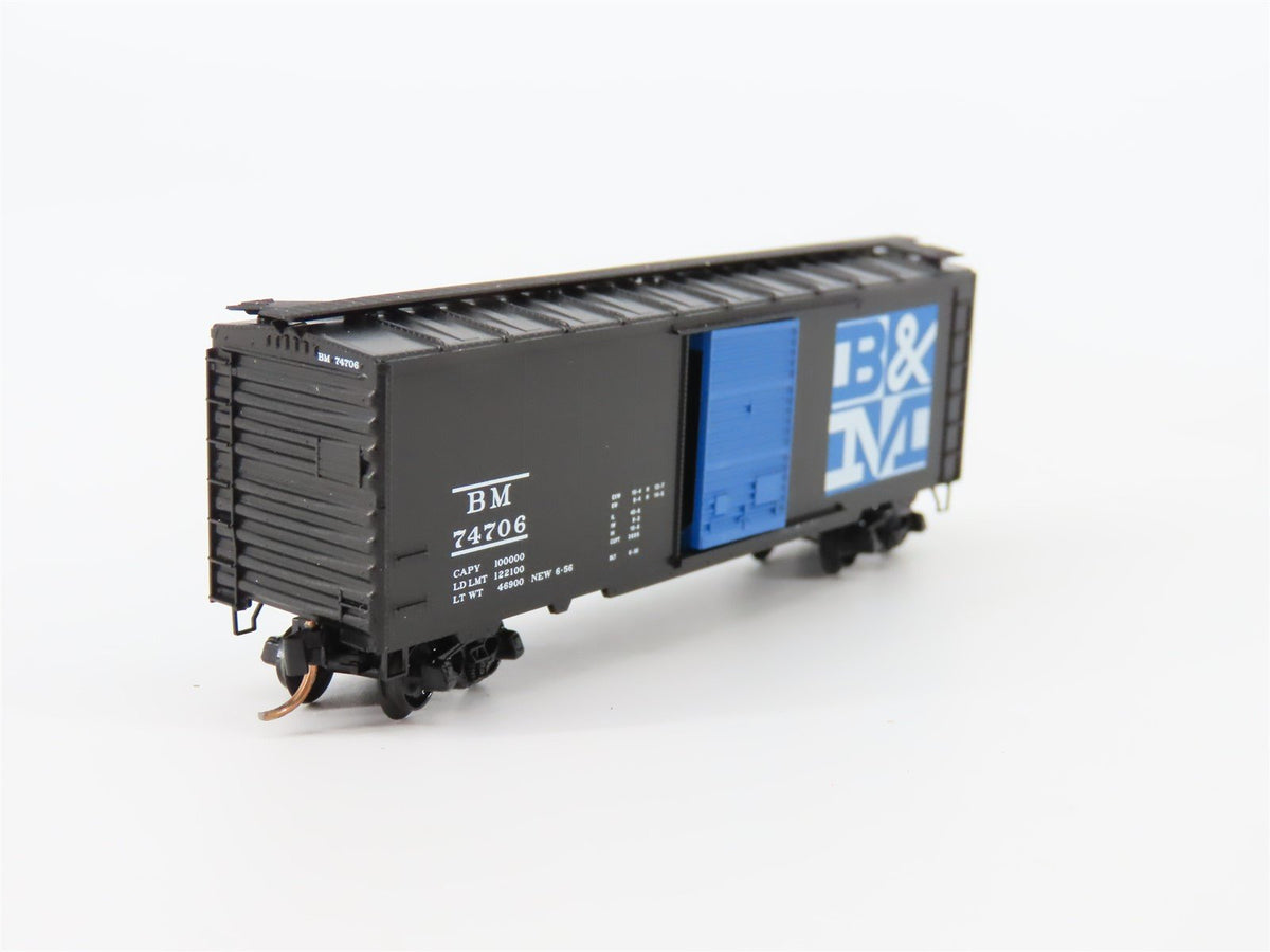 N Scale Micro-Trains MTL 20400 BM Boston &amp; Maine 40&#39; Single Door Box Car #74706