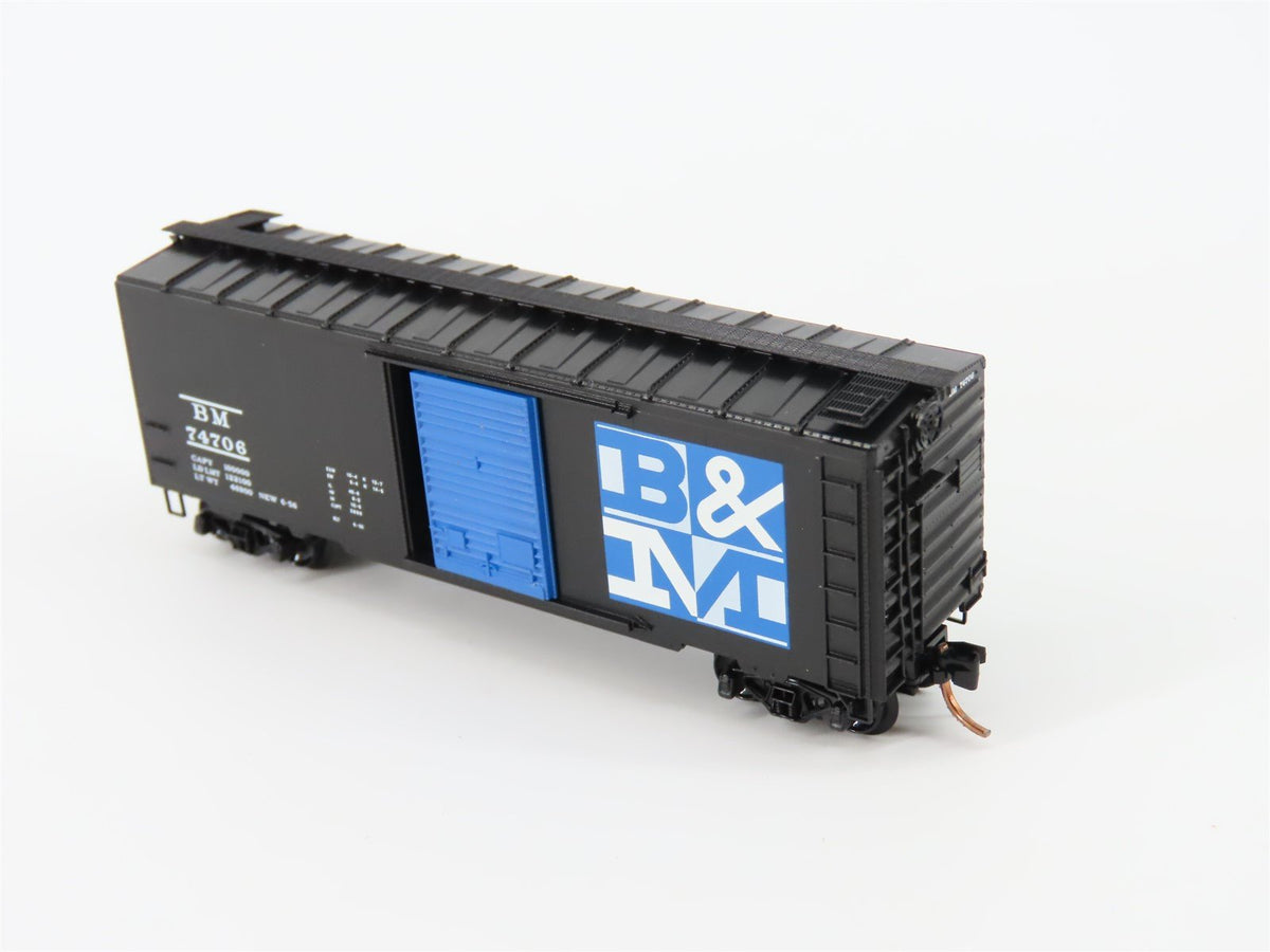 N Scale Micro-Trains MTL 20400 BM Boston &amp; Maine 40&#39; Single Door Box Car #74706