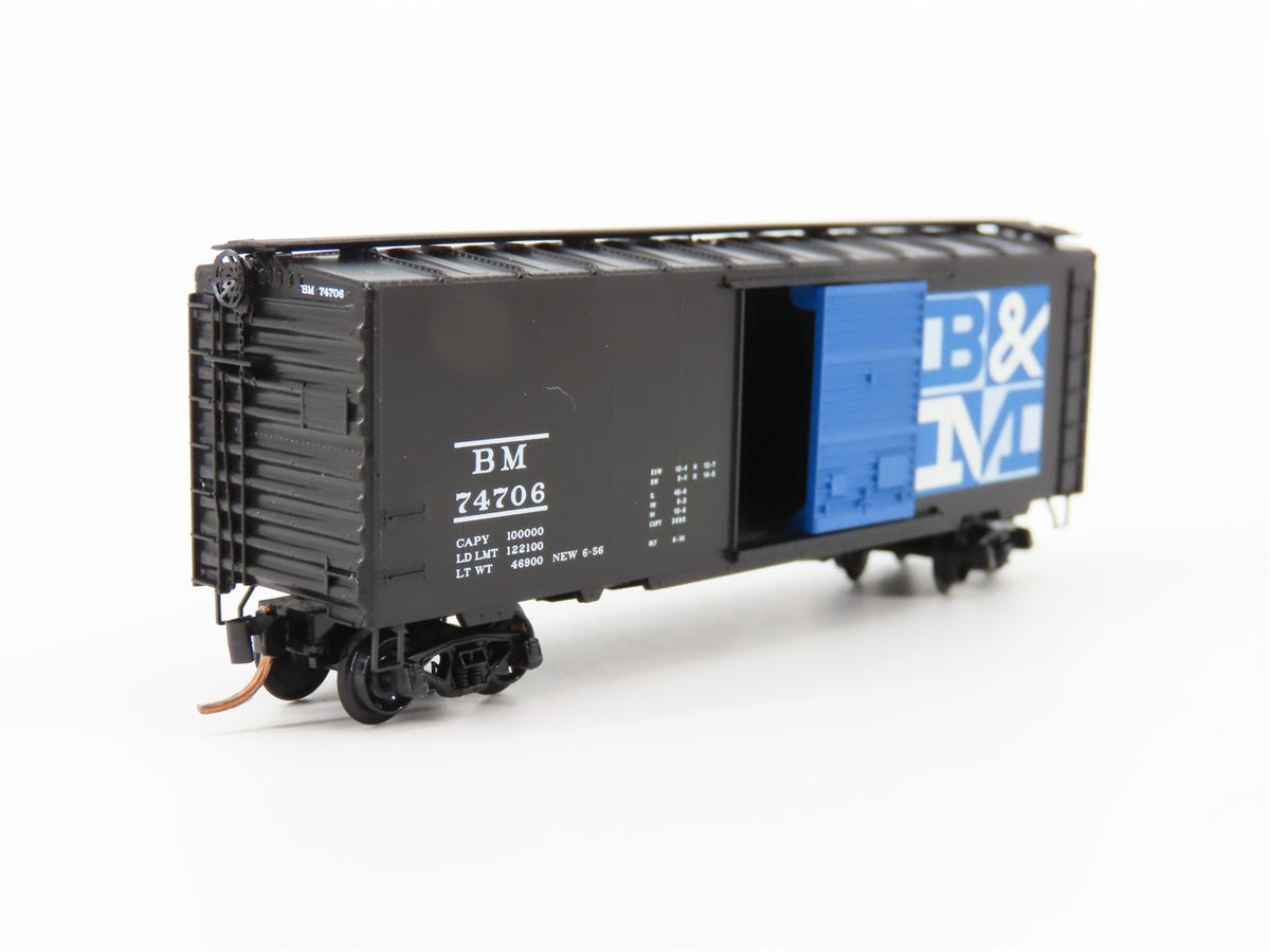 N Scale Micro-Trains MTL 20400 BM Boston &amp; Maine 40&#39; Single Door Box Car #74706