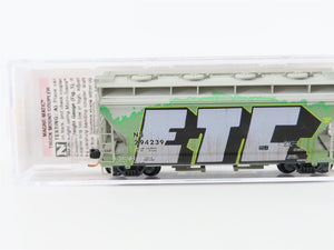 N Micro-Trains MTL 09244240 NS Norfolk Southern 2-Bay Hopper #294239 w/ Graffiti