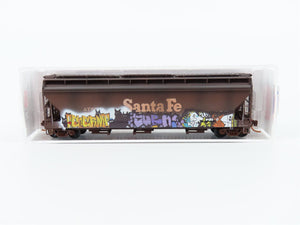 N Scale Micro-Trains MTL 09444102 ATSF Santa Fe 3-Bay Hopper #313867 w/ Graffiti