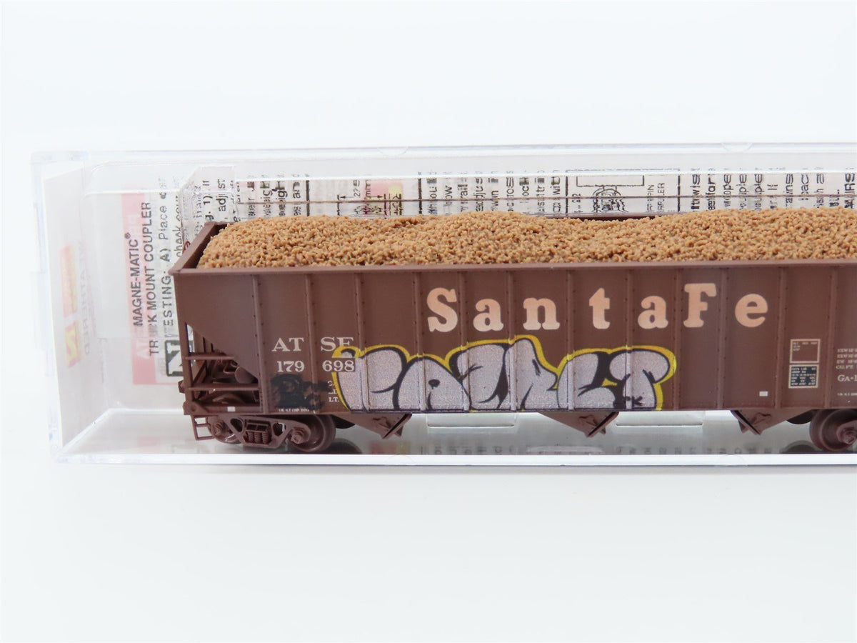 N Scale Micro-Trains MTL 10854120 ATSF Santa Fe 3-Bay Hopper #179698 w/ Graffiti